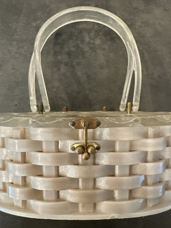 Handbags - Vintage 1950s Lucite Woven Iridescent Opal Oval Purse Pocketbook 8” x 4”